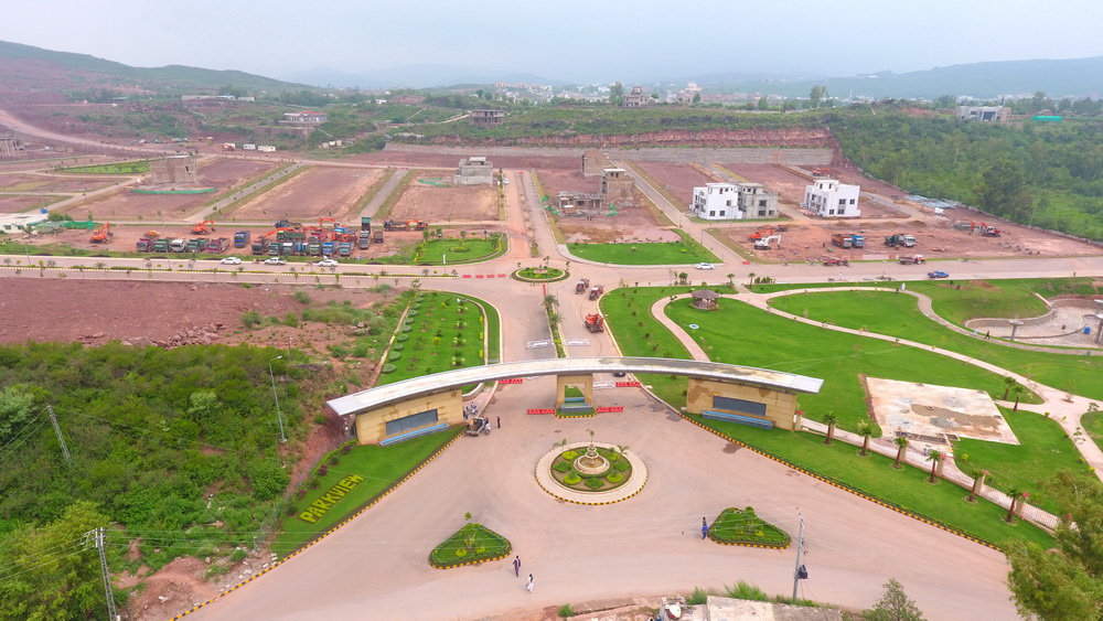 Aerial view of the Park VIew City entrance ad plots.