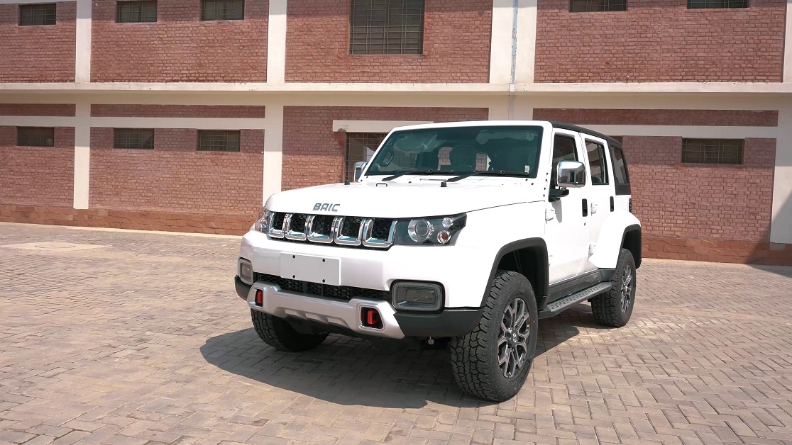 BAIC BJ40: Thinking of Spending Rs.8.2 million on this jeep? Watch this Video First.