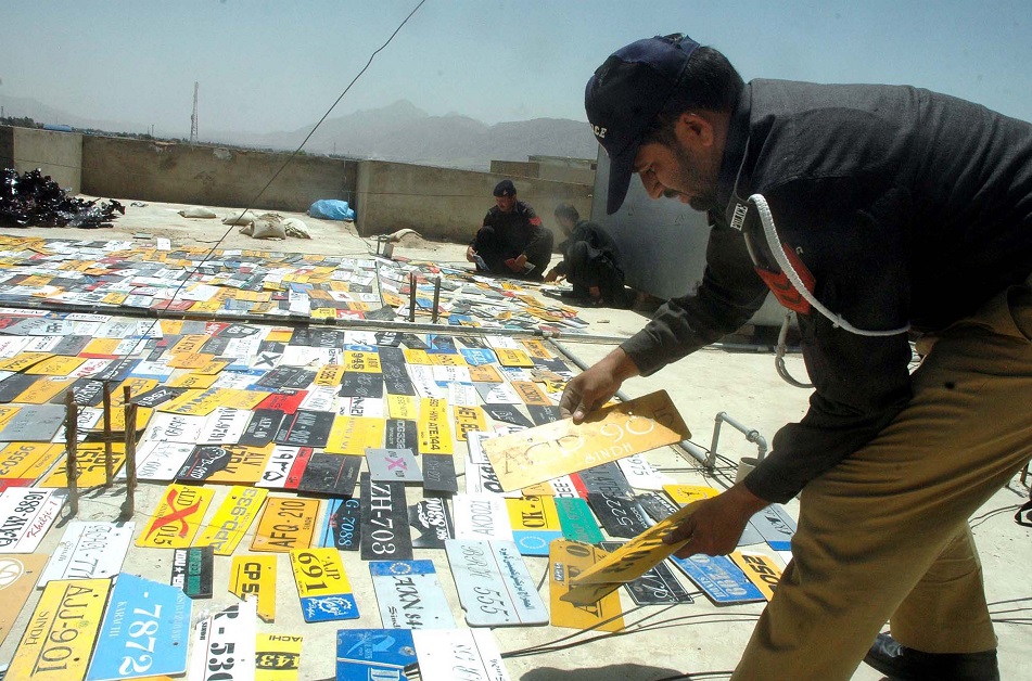 Lahore Traffic Police to start fake number plate  crackdown