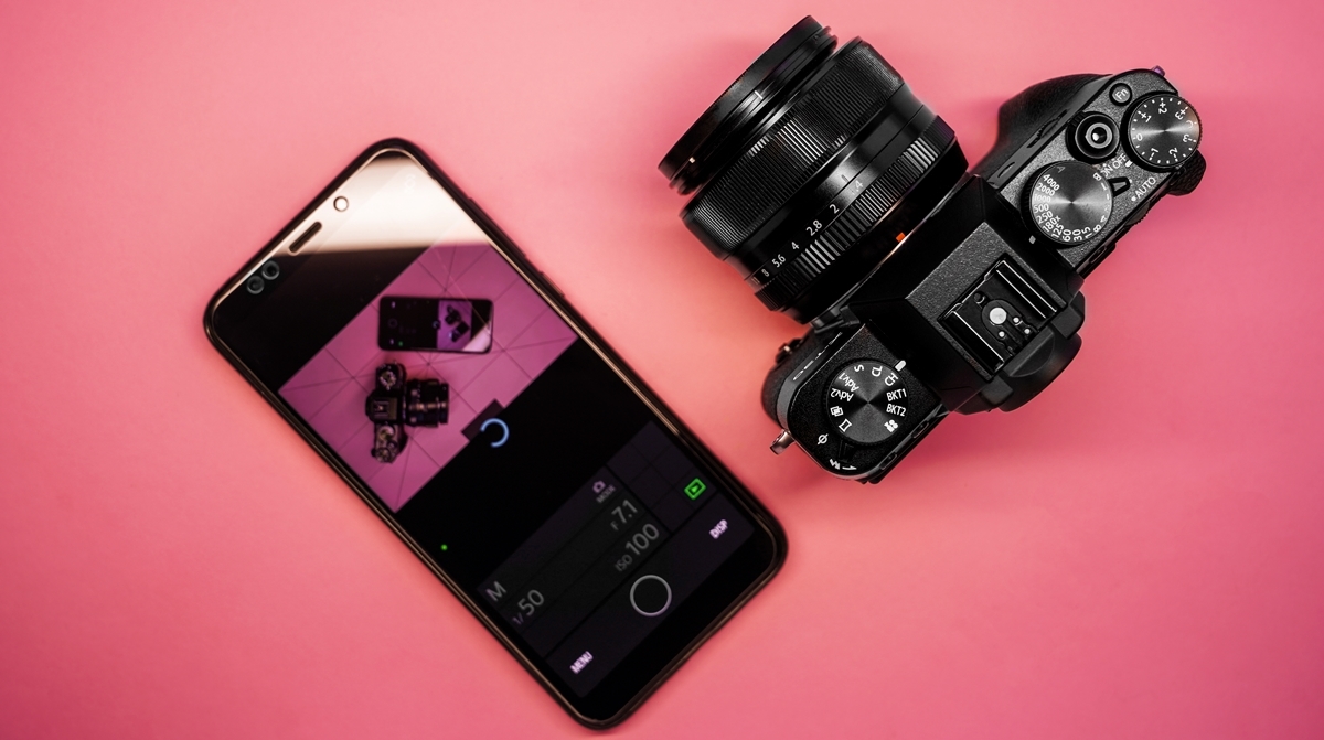Is a DSLR camera still better than a smartphone camera?