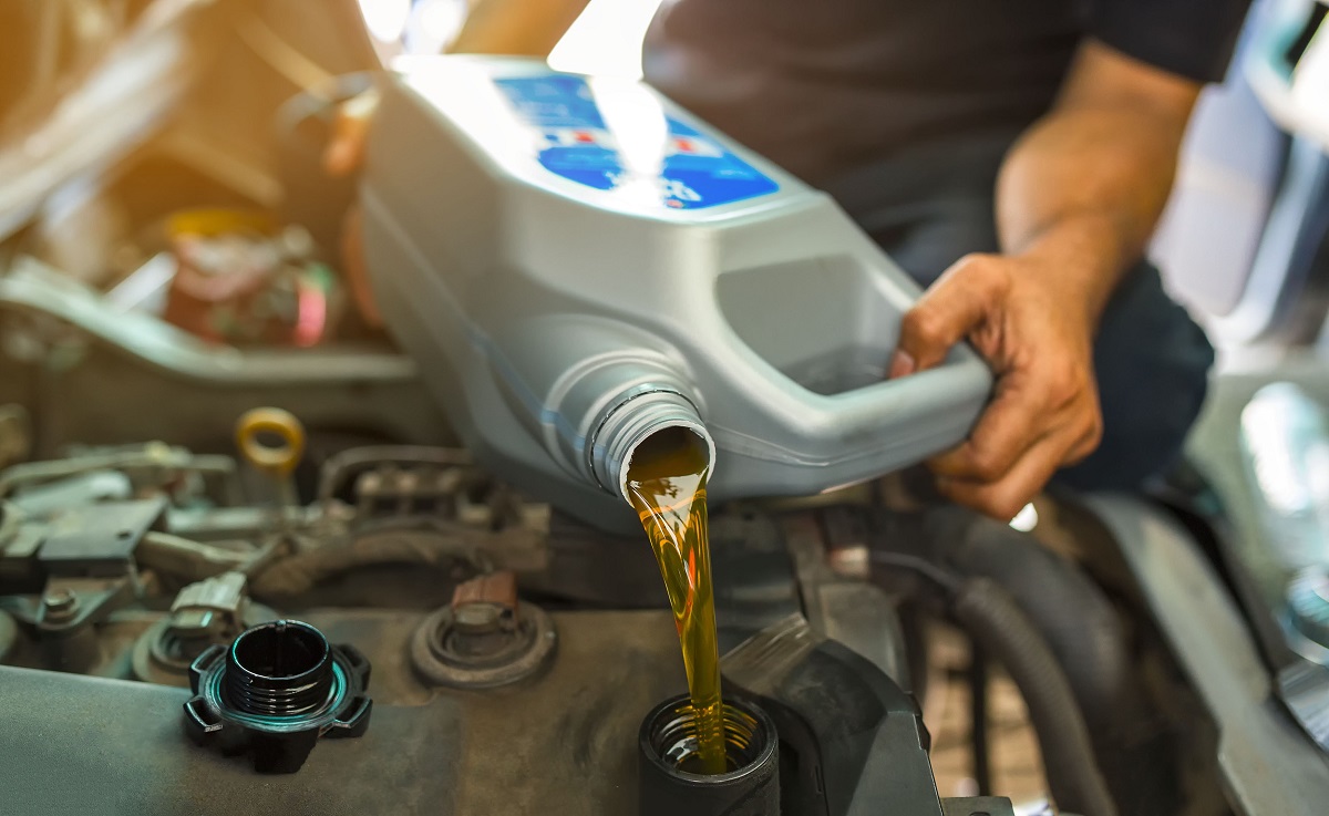 All About Car Engine Oil: How to Keep Your Car Running Smoothly - Essential Tips for Engine Maintenance